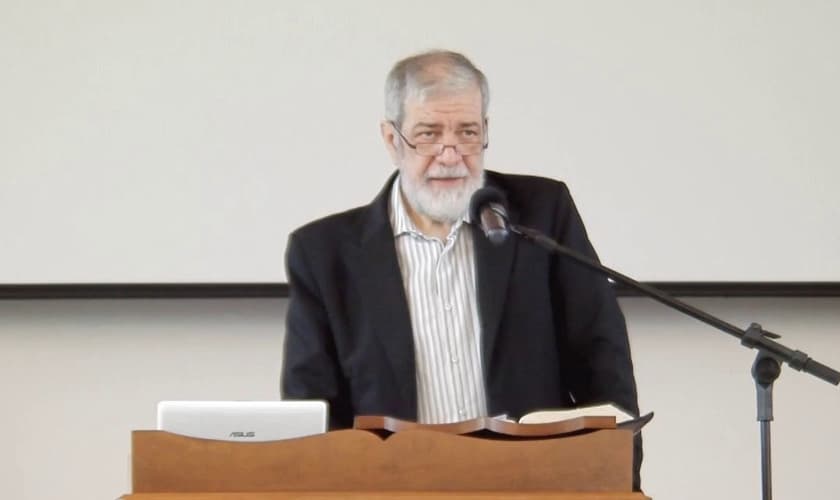 Augustus Nicodemus ministrou na Conferência Fiel de Jovens 2017. (Foto: Reprodução).