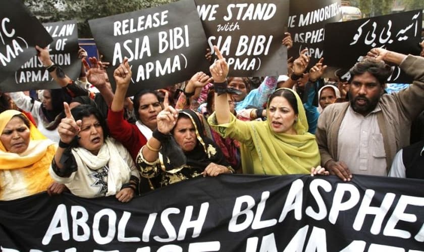 Uma das vítimas mais conhecidas, que firam acusadas de blasfêmia, é Asia Bibi. (Foto: Reuters).