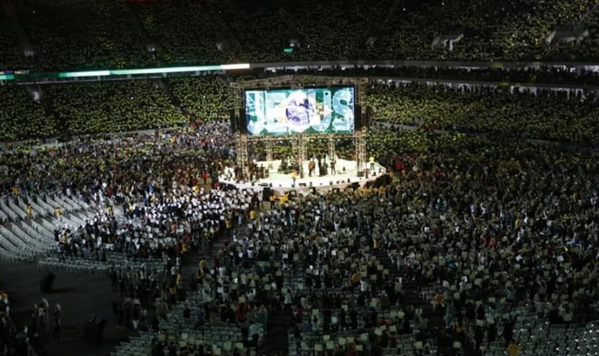 Segundo a organização do evento, os 50 mil ingressos que estavam disponíveis foram vendidos. (Foto: Maicon J. Gomes/Gazeta do Povo).