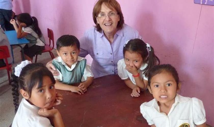 Lidia atua na área do Peru como missionária. (Foto: Missões Mundiais).