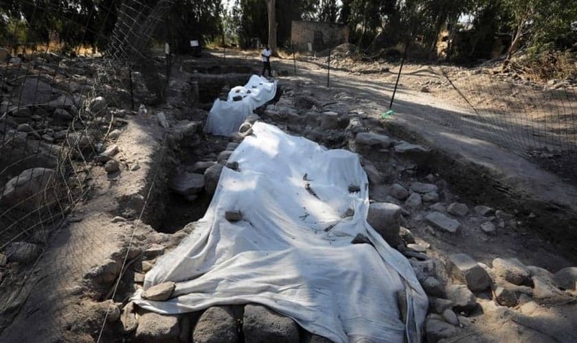Arqueólogos descobriram evidências da cidade perdida de Julias, onde viviam Pedro, André e Filipe. (Foto: Menahem Kahana/AFP)