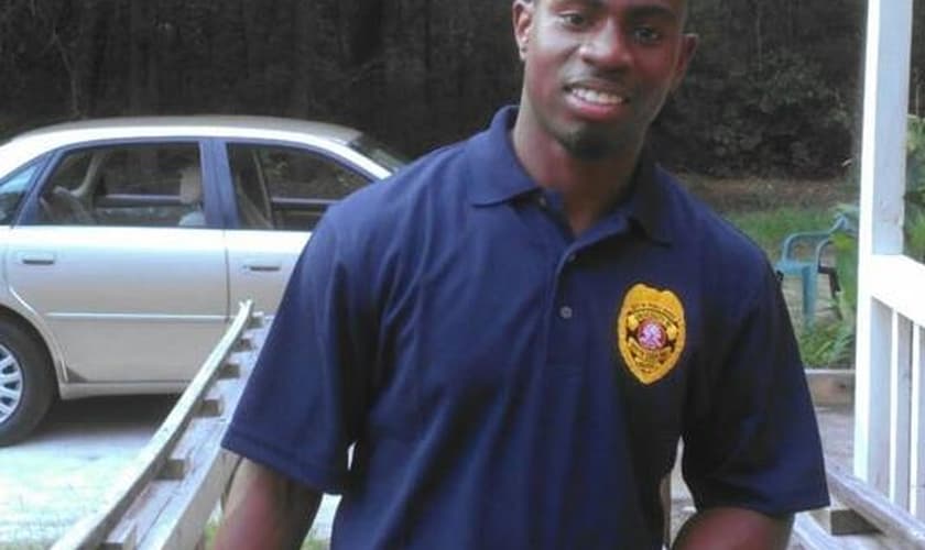 O policial recebeu quatro tiros durante uma ação contra um roubo. (Foto: Reprodução)