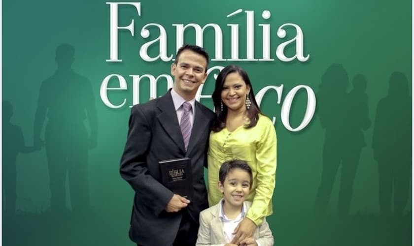 O pastor afirmou que esperou em Deus e foi presenteado com o filho. (Foto: Reprodução).