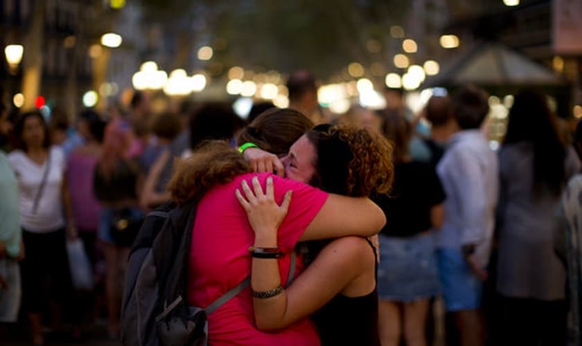 O mais recente ataque terrorista em Barcelona deixou 13 mortos e mais de 100 feridos. (Foto: AccessWDUN)