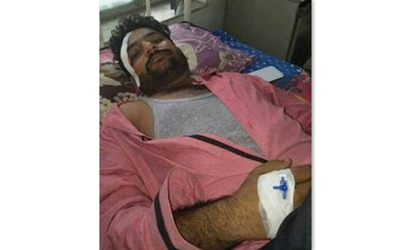 Harjot Sethi foi atingido na cabeça com bastões de metal e varas de madeira. (Foto: BACA).