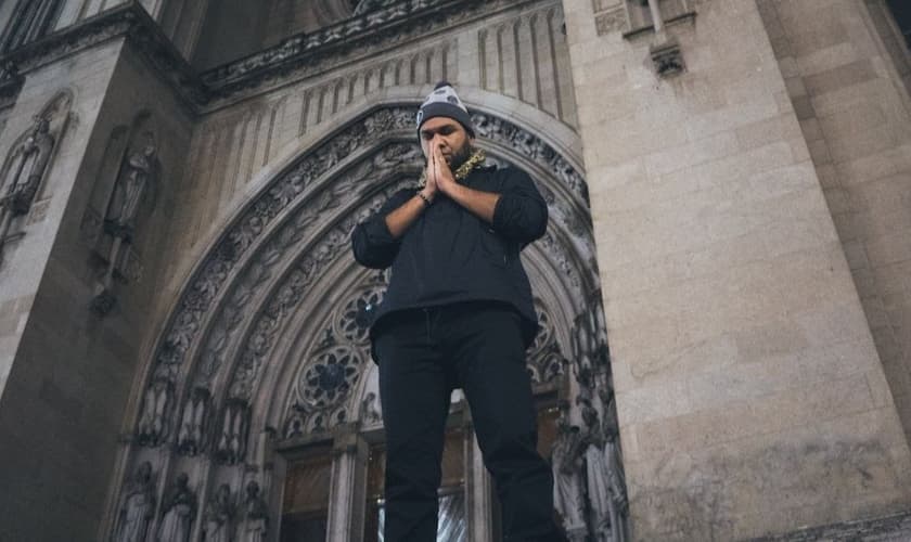 “RetransMISSÃO” é o segundo CD de Luo pela Universal Music Christian Group. (Foto: Divulgação).