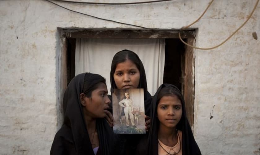 Asia Bibi foi acusada de insultar Maomé e por isso foi presa. (Foto: Reuters).