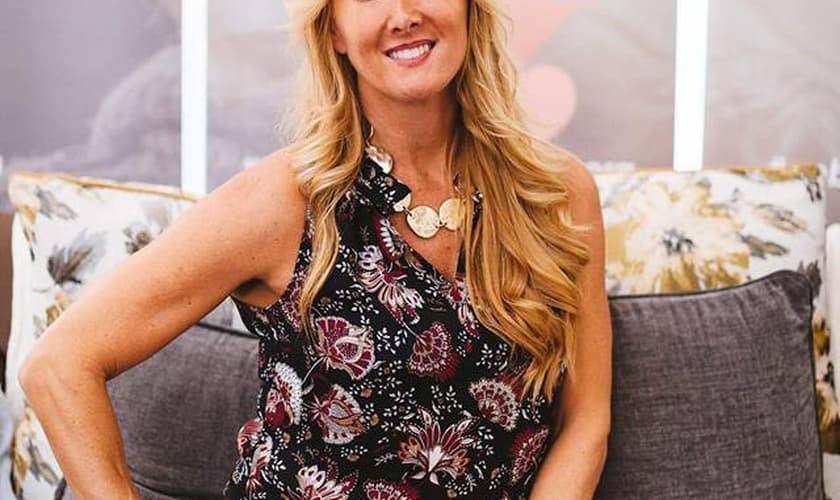 Jennifer Christie é casada e mãe de cinco filhos. (Foto: Reprodução/Save The 1)