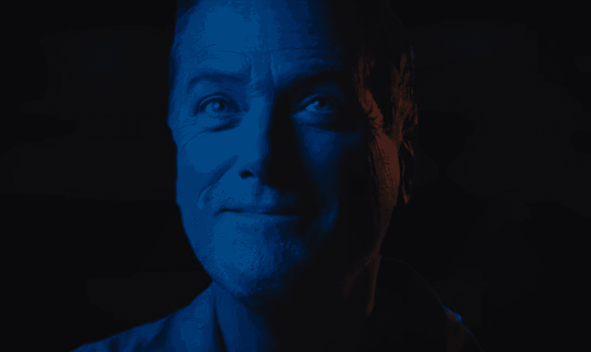 O novo disco de Smith é inspirado por artistas que vão desde Johnny Cash até The Chainsmokers. (Foto: Reprodução).