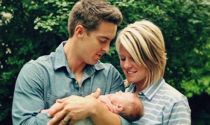 Davey Blackburn e sua esposa, Amanda, morta em 2015. (Foto: FaithWire)