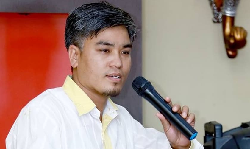 Pastor Lazrus Rasaily é missionário e músico, idealizador do Ministério "Levites Ministry Nepal". (Foto: Arquivo pessoal)