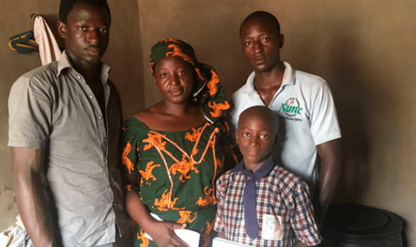 Apesar dos muitos problemas, Martina afirma que Deus tem sido fiel. (Foto: Reprodução).