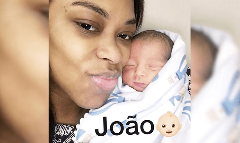 Elaine ainda confessa que apesar de não entender tudo, confia em Deus. (Foto: Reprodução).