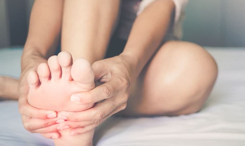 Os pés podem dar sinais sobre a saúde do organismo. (Foto: Spukkato/Thinkstock/Getty Images)