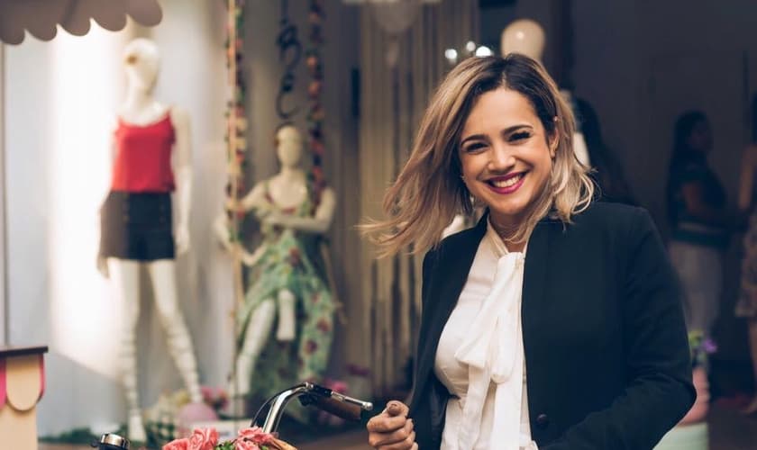 Daniela Araújo falou mais abertamente sobre a causa de seu problema com as drogas. (Foto: Reprodução/Facebook)