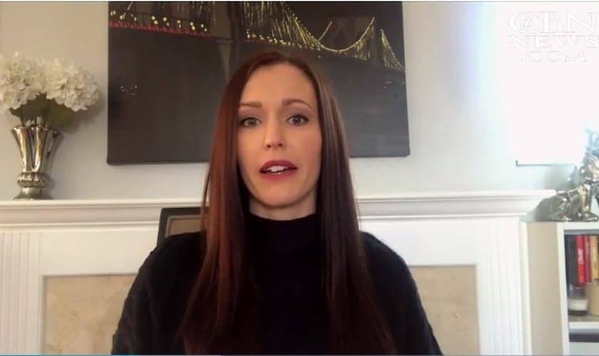 Brittni De La Mora já filmou mais de 375 cenas pornográficas e hoje se dedica a alertar sobre os malefícios desta indústria de filmes adultos. (Foto: CBN News)