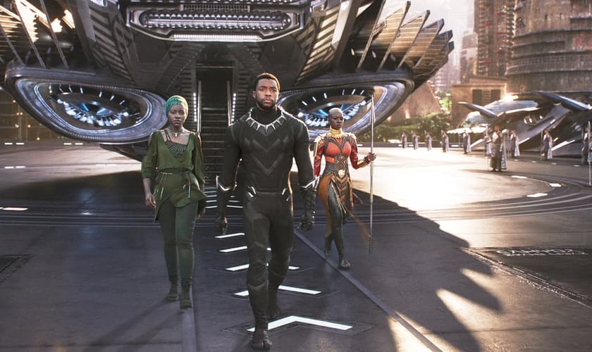 A atriz Sope Aluko, que é cristã, faz parte do elenco do filme “Pantera Negra”. (Foto: Marvel)