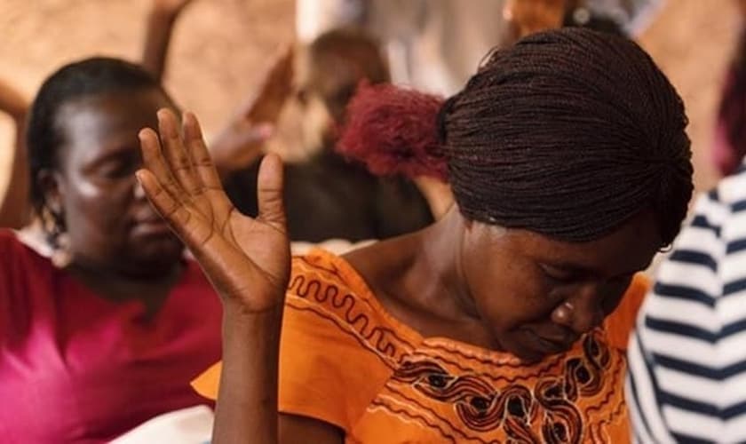 A Missão 'New Covenant' atua implantando igrejas em diversos países da África. (Foto: Instagram)
