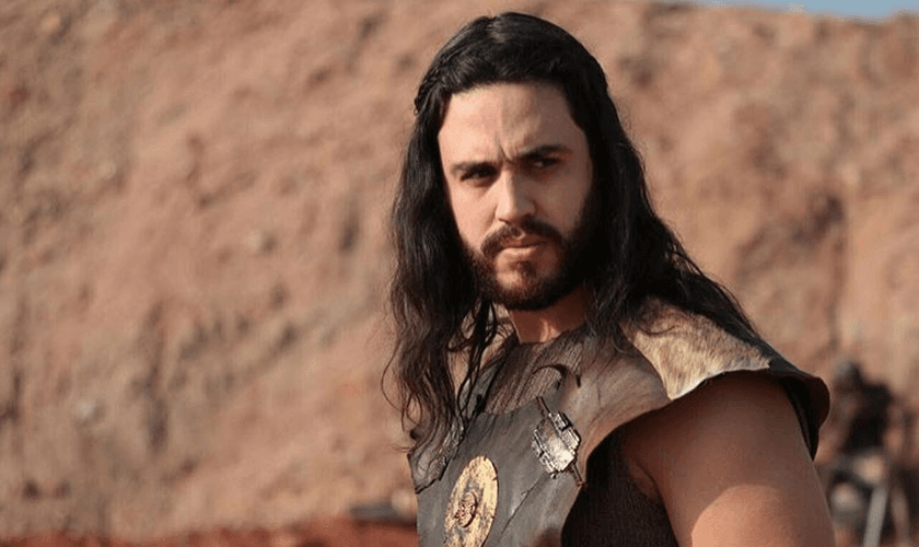 Beto Malvão fez a segunda temporada da novela bíblica "Os Dez Mandamentos". (Foto: Reprodução).