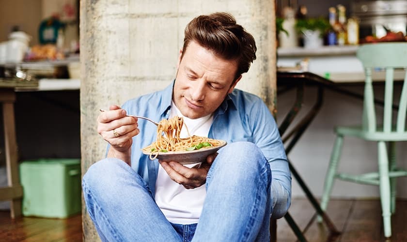 Nenhum alimento é vilão, mocinho ou pode ser responsável pela obesidade do mundo. (Foto: Jamie Oliver)