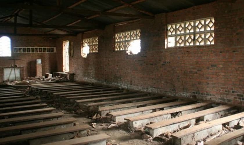Igreja vandalizada em Ruanda: (Foto: Scott Chacon / Creative Commons)