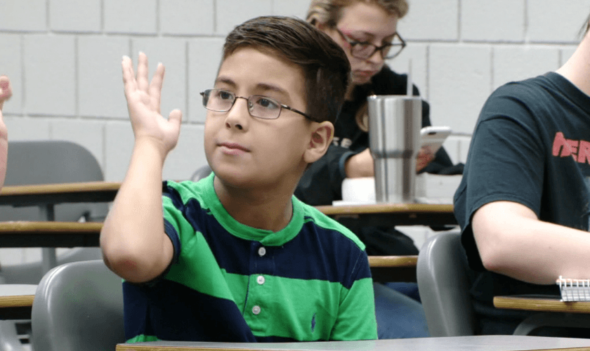 William Maillis iniciou seus estudos na universidade em busca de ser um cientista. (Foto: KDKA/CNN)
