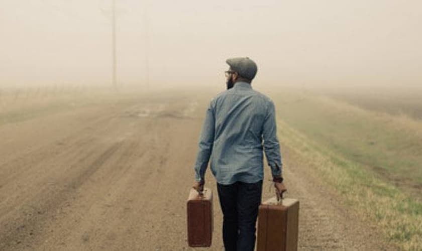 Saindo de cena. (Foto: Facebook)