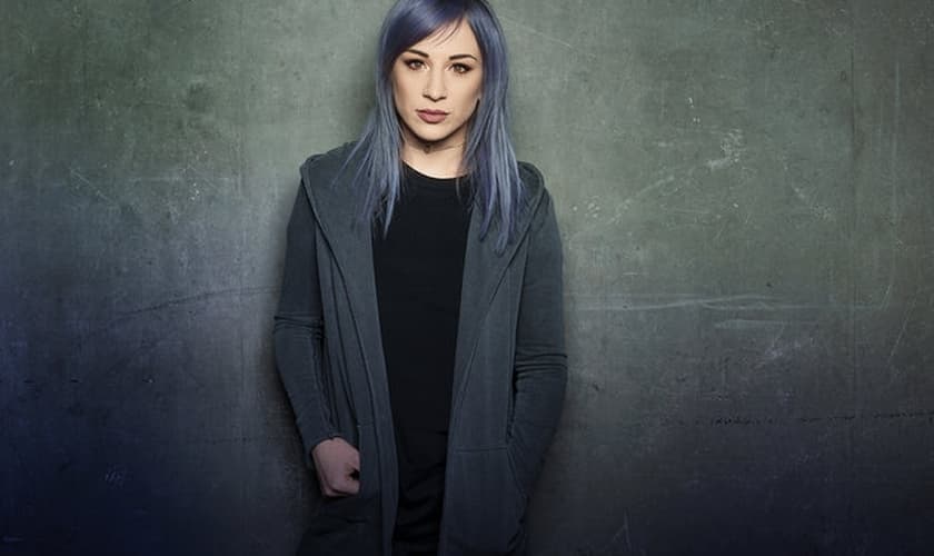 Jen Ledger ressaltou que não irá sair da banda Skillet. (Foto: Chrissy Yoder).