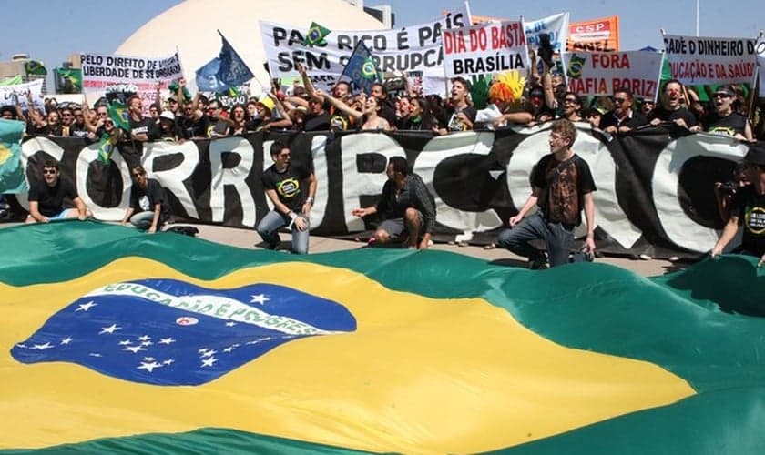 Protesto contra a corrupção em Brasília. (Foto: Reuters)