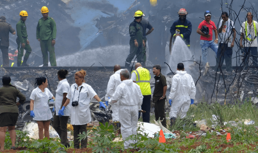 Os líderes eram da Igreja do Nazareno e estavam voltando de um retiro espiritual. (Foto: Adalberto Roque / AFP).