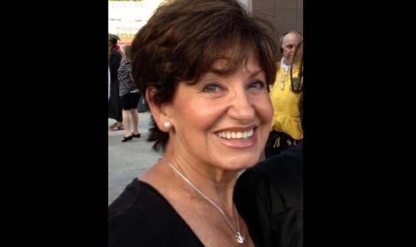 Tecla Miceli foi curada de um câncer que atinge as células plasmáticas na medula óssea. (Foto: Reprodução)