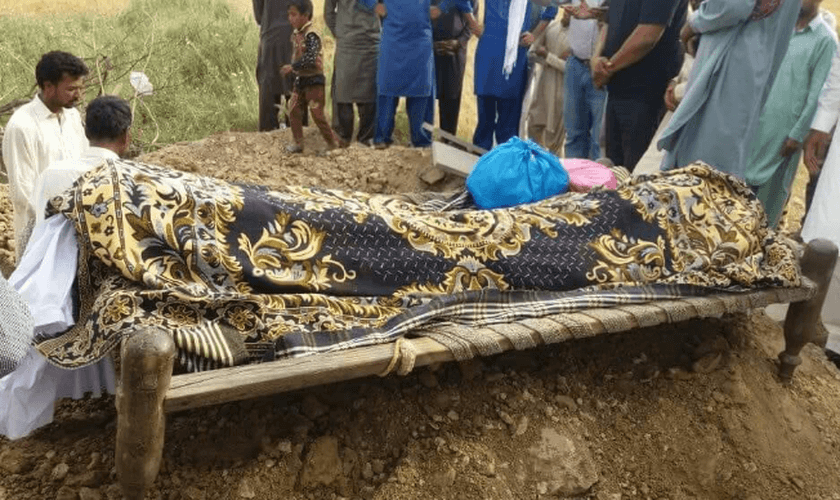 O funeral de Kainat Masih. (Foto: FMI).