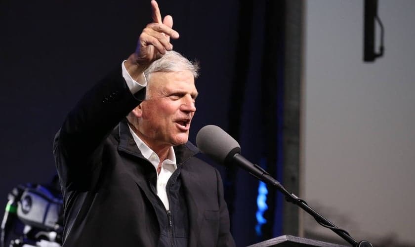 Franklin Graham é filho do evangelista Billy Graham e líder da organização Samaritan's Purse. (Foto: Reprodução/Facebook)
