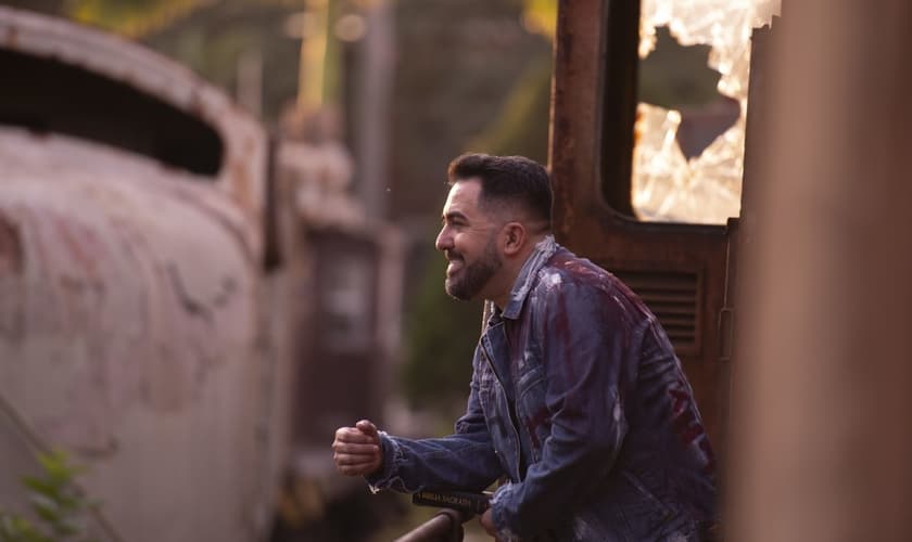 Segundo Jonas, o clipe é direcionado ao público jovem. (Foto: Divulgação).