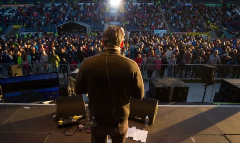 O evento contou com a presença de mais de 9 mil pessoas. (Foto: BGEA).