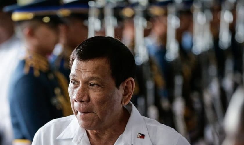 Presidente das Filipinas, Rodrigo Duterte, chamou Deus de estúpido em discurso. (Foto: EPA)