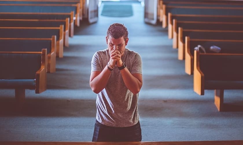 Jesus Cristo ensinou que o segredo da oração está na intenção do coração. (Foto: Pixabay)