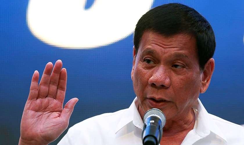 Rodrigo Duterte é presidente das Filipinas e tem blasfemado contra Deus. (Foto: Beyond Deadlines)