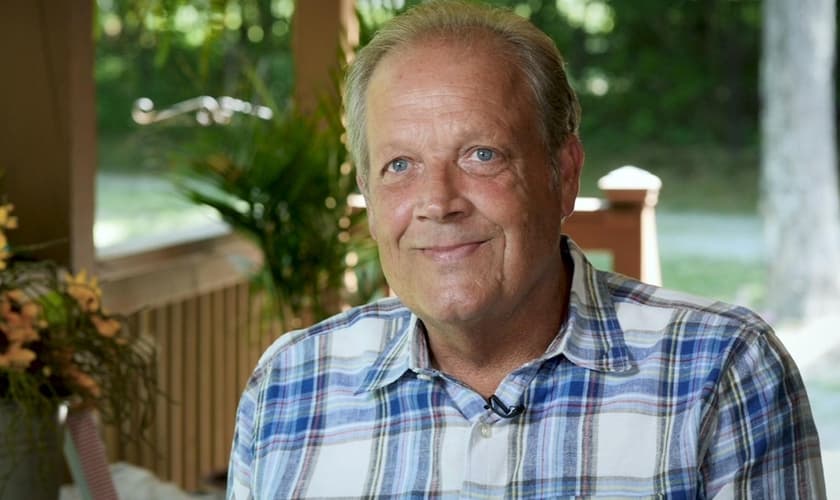 Aos 55 anos, Joe descobriu que tinha um câncer de estágio quatro. (Foto: Reprodução)