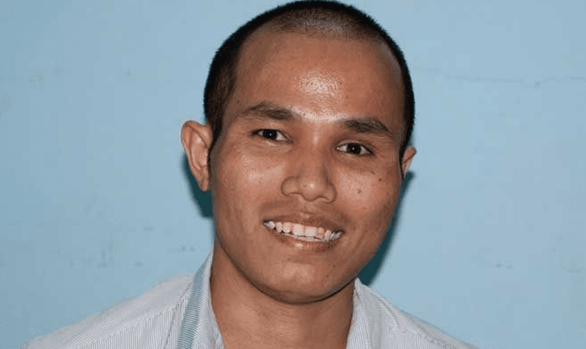 Os policiais prenderam o pastor e sua esposa depois de seu próprio casamento. (Foto: Portas Abertas).