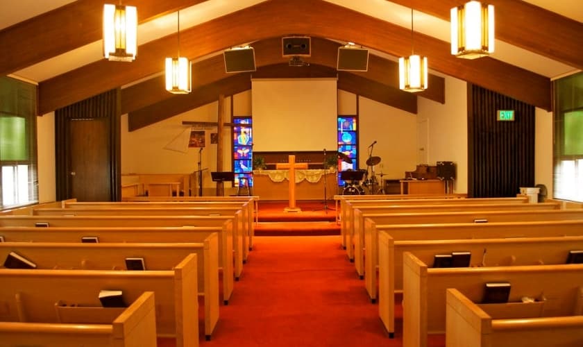 As eleições no Havaí estão trazendo consigo uma tensão entre pastores, enquanto o governo instaura uma normativa que cerceia sua liberdade de expressão. (Foto: Brotha Online Magazine)