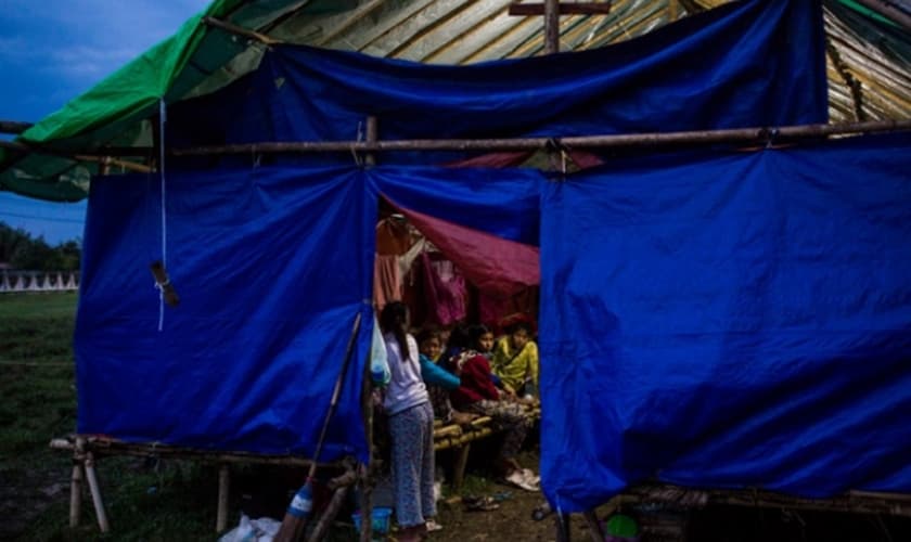 O relatório afirma que existem mais de 106 mil civis étnicos deslocados por conflitos. (Foto: Hkun Lat).