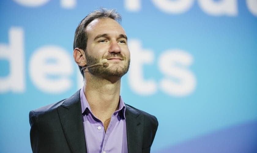 Nick Vujicic aconselhou uma mulher cristã que está enfrentando depressão a ajudar pessoas que também passam por dificuldades por meio do trabalho voluntário. (Foto: Reprodução).