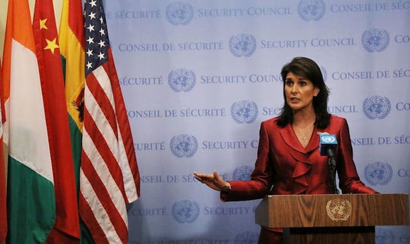 Nikki Haley em discurso na Casa Branca após renunciar o cargo de embaixadora dos EUA na ONU. (Foto: Cable News Network)