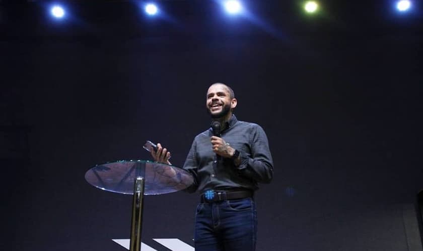 O pastor Anderson Silva é líder da Igreja Vivo Por Ti, em Brasília. (Foto: Hellen Bruna)