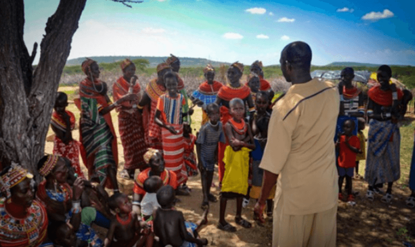 Os terroristas bombardearam a escola onde os professores trabalhavam e deixaram outros três feridos. (Foto: Christian Aid Mission).