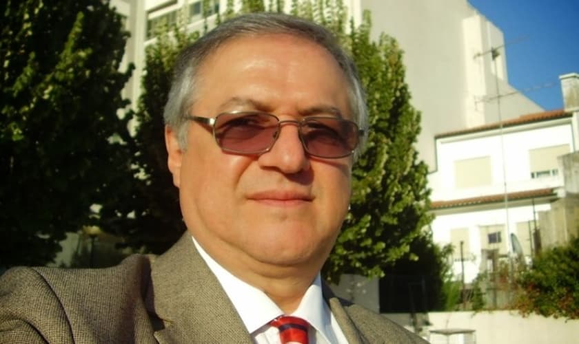 Ricardo Velez Rodriguez é mestre e doutor em Filosofia pela PUC e formado em Teologia pelo Seminario Conciliar de Bogotá. (Foto: Nossa Política)