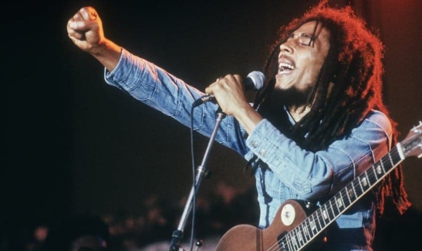 Bob Marley se converteu ao cristianismo e foi batizado antes de sua morte. (Foto: Getty Images)