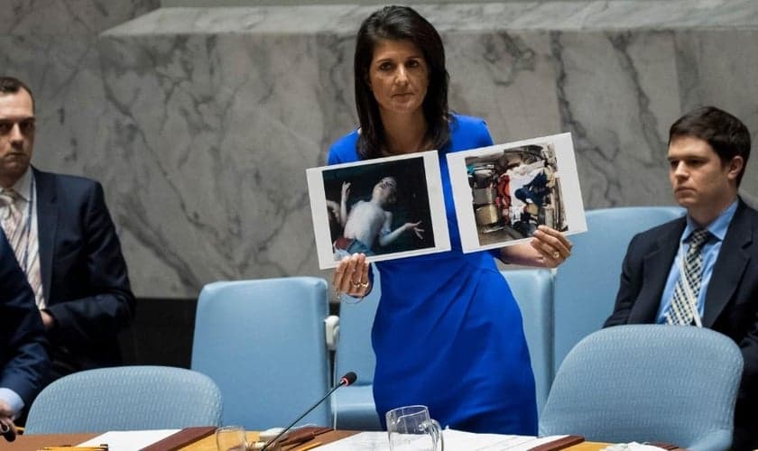 A embaixadora dos Estados Unidos na ONU, Nikki Haley, se tornou uma grande defensora de Israel. (Foto: Drew Angerer/Getty Images)