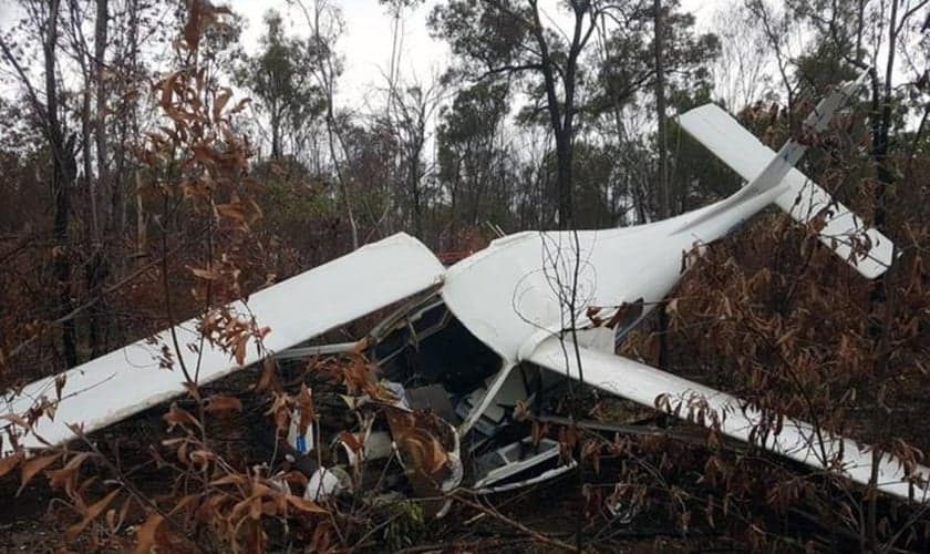 Pastor sobrevive a queda de avião de missão batista na Austrália. (Foto: Reprodução/Life Flight)